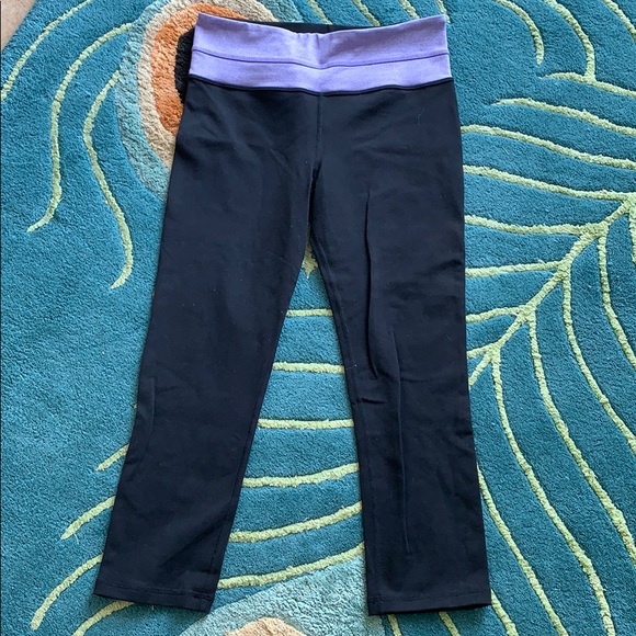Lululemon Capri - Picture 2 of 4